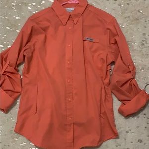 Columbia PFG women’s coral fishing shirt